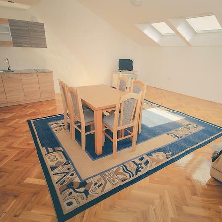 Apartmani Pranjic Каштела Екстер'єр фото