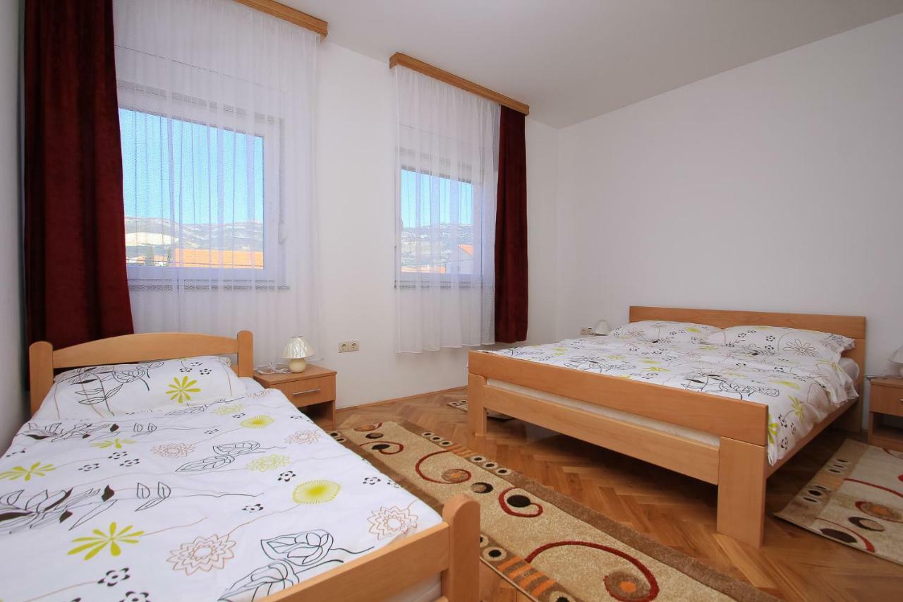 Apartmani Pranjic Каштела Екстер'єр фото