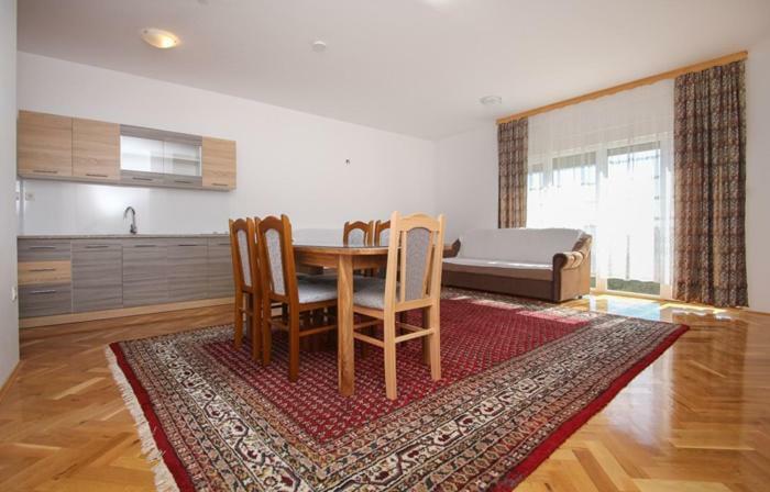 Apartmani Pranjic Каштела Екстер'єр фото