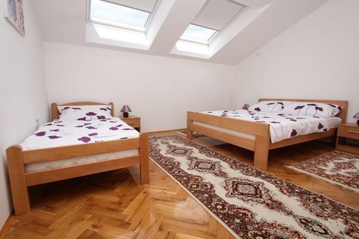 Apartmani Pranjic Каштела Екстер'єр фото